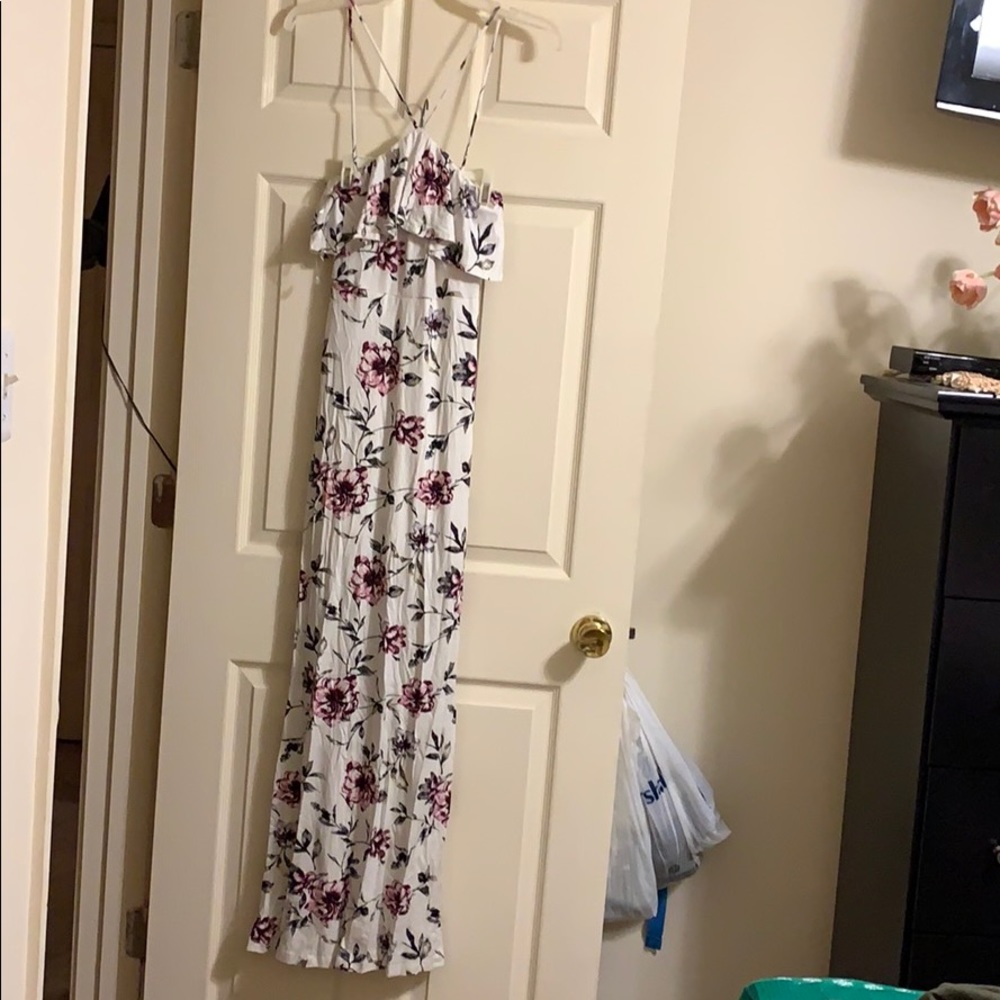 White maxi dress